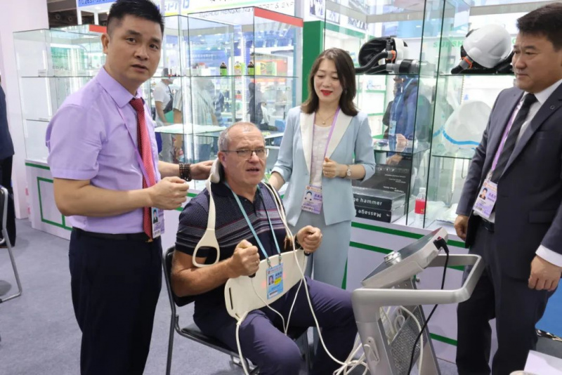 1701135799144543xOm8.jpg 醫(yī)保.jpg